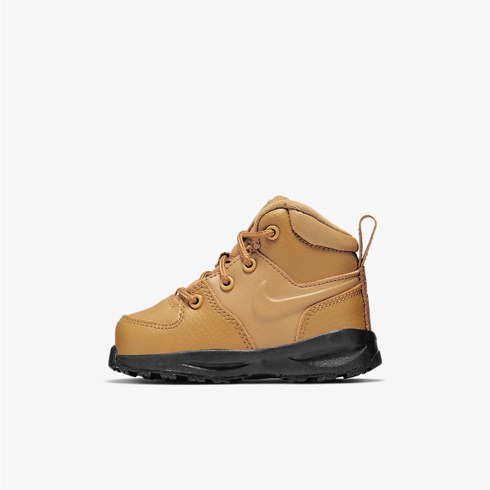 Nike manoa toddler boot 7c wheat/black brand new.